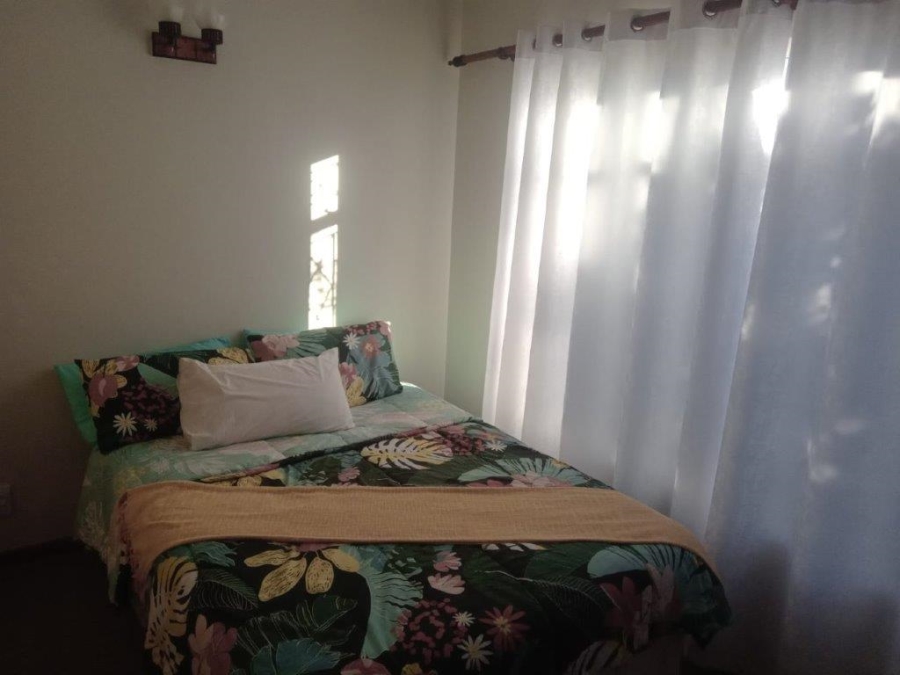 4 Bedroom Property for Sale in Paradise Beach Eastern Cape